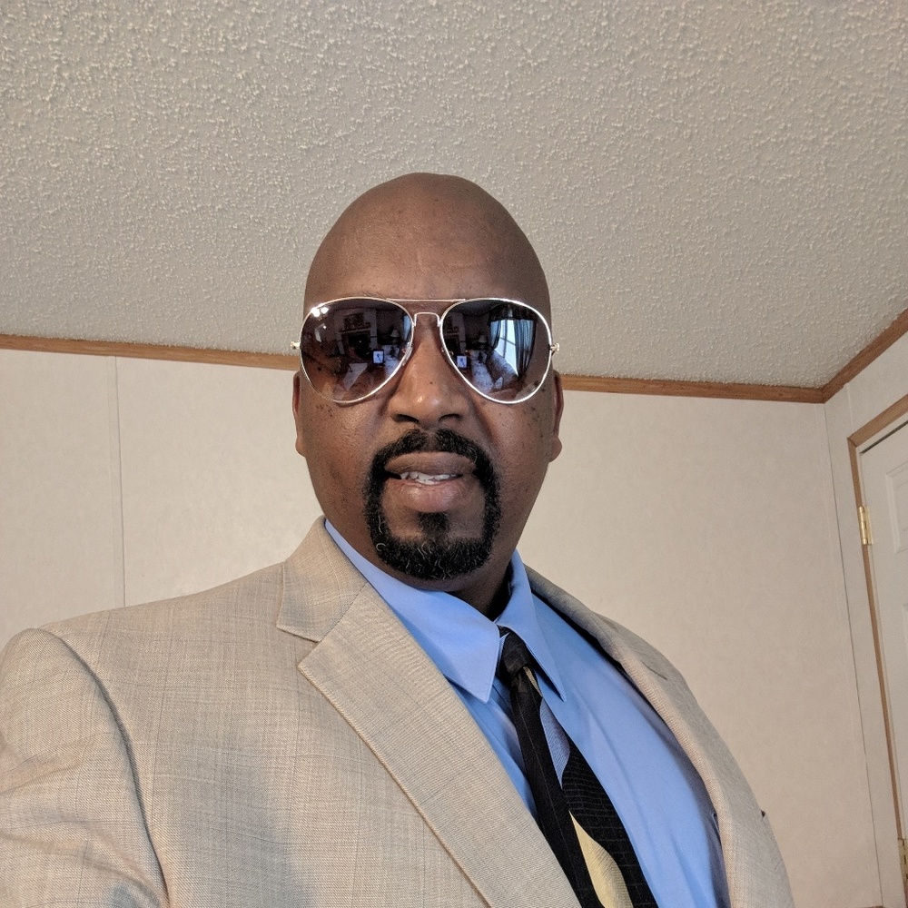 Meet your Posher, Robert